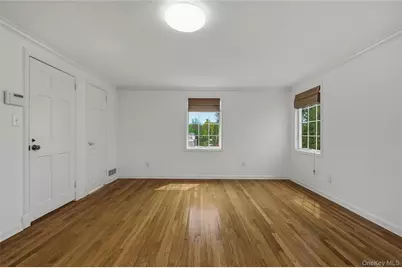 35 Sherry Hill Lane, Manhasset, NY 11030 - Photo 21