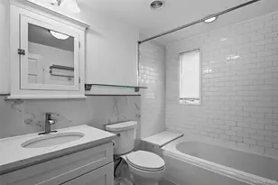 35 Sherry Hill Ln, Manhasset, NY 11030 - Photo 27