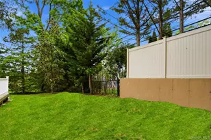 35 Sherry Hill Ln, Manhasset, NY 11030 - Photo 29