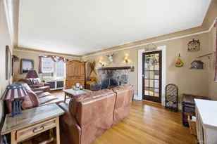 110 Bedford Ave, New Hyde Park, NY 11040 - Photo 7