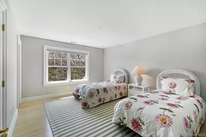 7225 Nassau Point Road, Cutchogue, NY 11935 - Photo 23