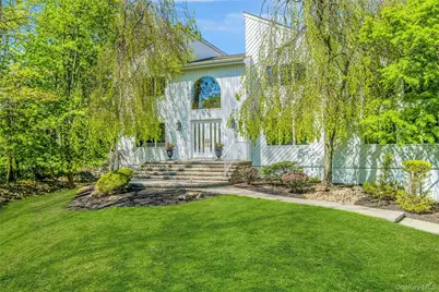 20 Sandstone Trail, New City, NY 10956 - Photo 1