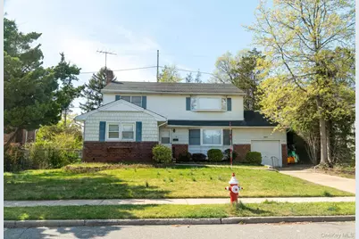 18 Edna Drive, Syosset, NY 11791 - Photo 1