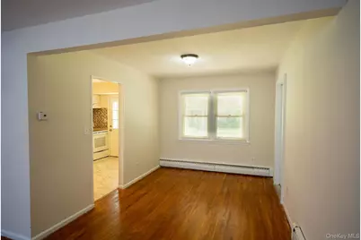 18 Edna Drive, Syosset, NY 11791 - Photo 7