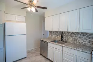 18 Edna Dr, Syosset, NY 11791 - Photo 9