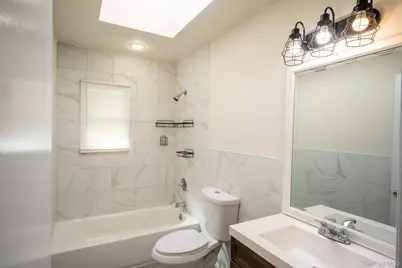 18 Edna Drive, Syosset, NY 11791 - Photo 21