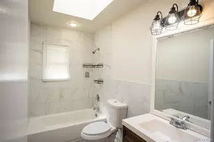 18 Edna Dr, Syosset, NY 11791 - Photo 21