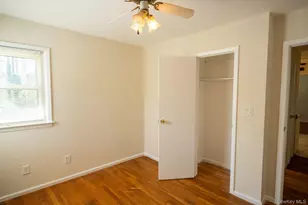18 Edna Dr, Syosset, NY 11791 - Photo 13