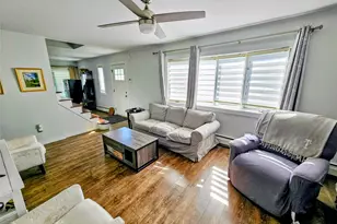 27 Spruce St, Hicksville, NY 11801 - Photo 7