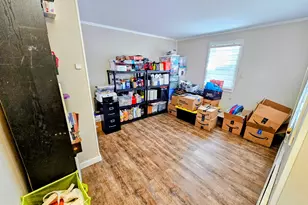 27 Spruce St, Hicksville, NY 11801 - Photo 11