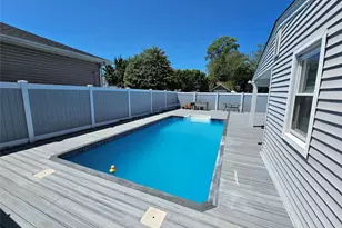 27 Spruce St, Hicksville, NY 11801 - Photo 23