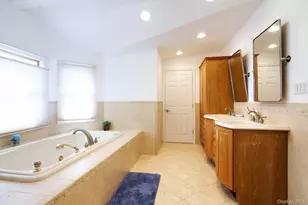 96 Stuyvesant Dr, Port Jefferson Station, NY 11776 - Photo 19