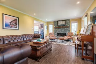2120 Crown Land Ln, Cutchogue, NY 11935 - Photo 5