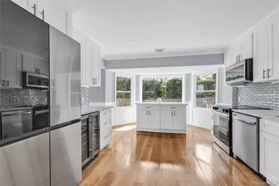 9 Tulip Lane, Port Washington, NY 11050 - Photo 7