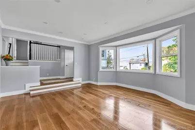 9 Tulip Lane, Port Washington, NY 11050 - Photo 3