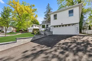 9 Tulip Ln, Port Washington, NY 11050 - Photo 21
