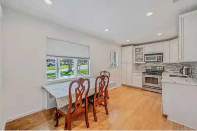 17 Gay Lore Drive, Huntington, NY 11743 - Photo 5