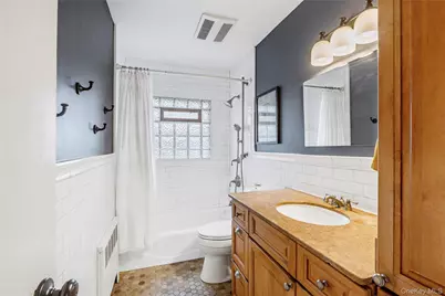 228 8th Street, Bethpage, NY 11714 - Photo 25