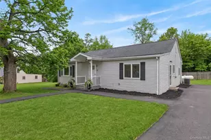 82 Southside Dr, Monroe, NY 10950 - Photo 3