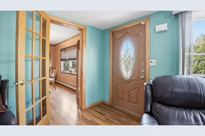 14 McCord Place, Bethpage, NY 11714 - Photo 5