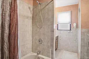 14 McCord Pl, Bethpage, NY 11714 - Photo 19