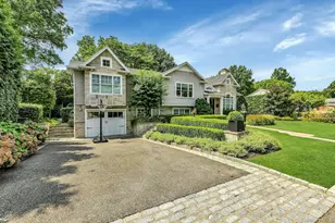 33 Harwood Dr E, Glen Cove, NY 11542 - Photo 3