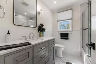 10 Lea Pl, Albertson, NY 11507 - Photo 25