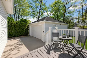 10 Lea Pl, Albertson, NY 11507 - Photo 37