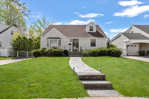 10 Lea Pl, Albertson, NY 11507 - Photo 33