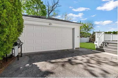 10 Lea Place, Albertson, NY 11507 - Photo 41