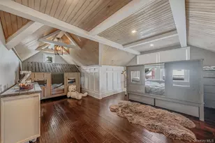16 Glen Ln, Glen Head, NY 11545 - Photo 19