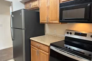 309 Cherry Hill Dr, Poughkeepsie, NY 12603 - Photo 3