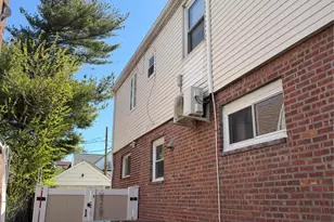 75-19 188th St, Fresh Meadows, NY 11366 - Photo 3