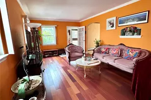 75-19 188th St, Fresh Meadows, NY 11366 - Photo 5