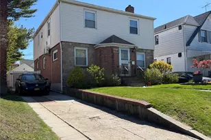 75-19 188th St, Fresh Meadows, NY 11366 - Photo 3