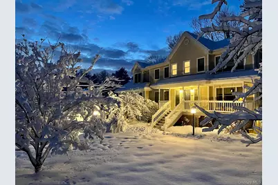 63A Cannon Court, Huntington, NY 11743 - Photo 21