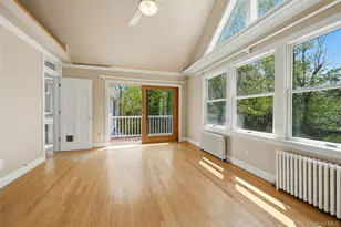95 6th Ave, Huntington Station, NY 11746 - Photo 23