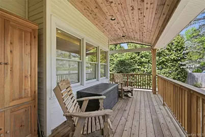 95 6th Avenue, Huntington Station, NY 11746 - Photo 7