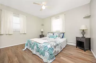 31 Dena Dr, Blue Point, NY 11715 - Photo 11