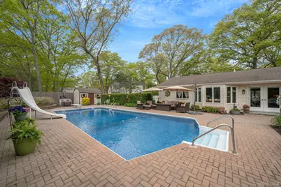 6 Hayden Court, Coram, NY 11727 - Photo 27