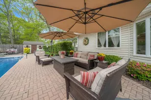 6 Hayden Ct, Coram, NY 11727 - Photo 29
