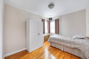 33 Albert St, Hicksville, NY 11801 - Photo 13