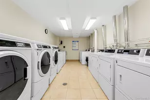 64-05 Yellowstone Blvd, Forest Hills, NY 11375 - Photo 25