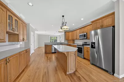 6 Martingale Way, Pawling, NY 12564 - Photo 11