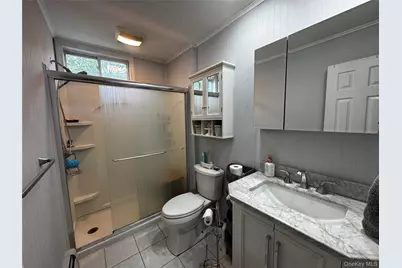 30 Woodmere Place, Selden, NY 11784 - Photo 13
