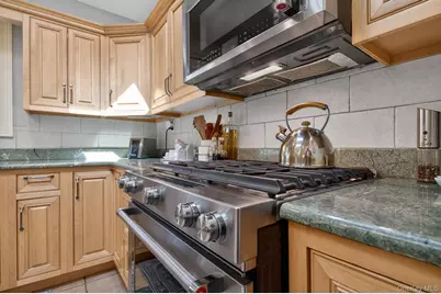 14 Sunderland Place, Suffern, NY 10901 - Photo 27