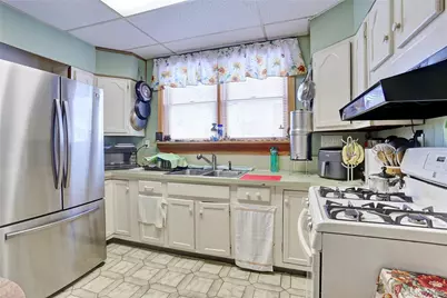 721 Vincent Avenue, Bronx, NY 10465 - Photo 7