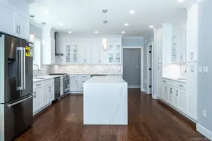 19 Beverly Rd, New Rochelle, NY 10804 - Photo 3