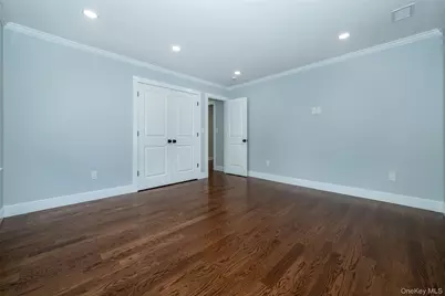 19 Beverly Road, New Rochelle, NY 10804 - Photo 27