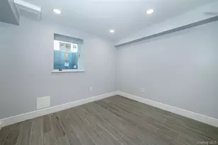 19 Beverly Rd, New Rochelle, NY 10804 - Photo 35